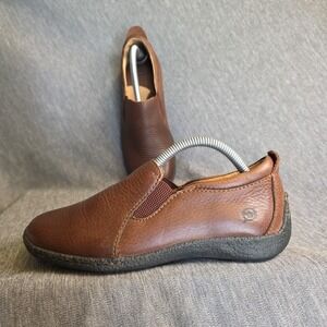 BORN Womens Size 6.5 Brown Leather Comfort Driving‎ Slip On Shoe Size EU 37